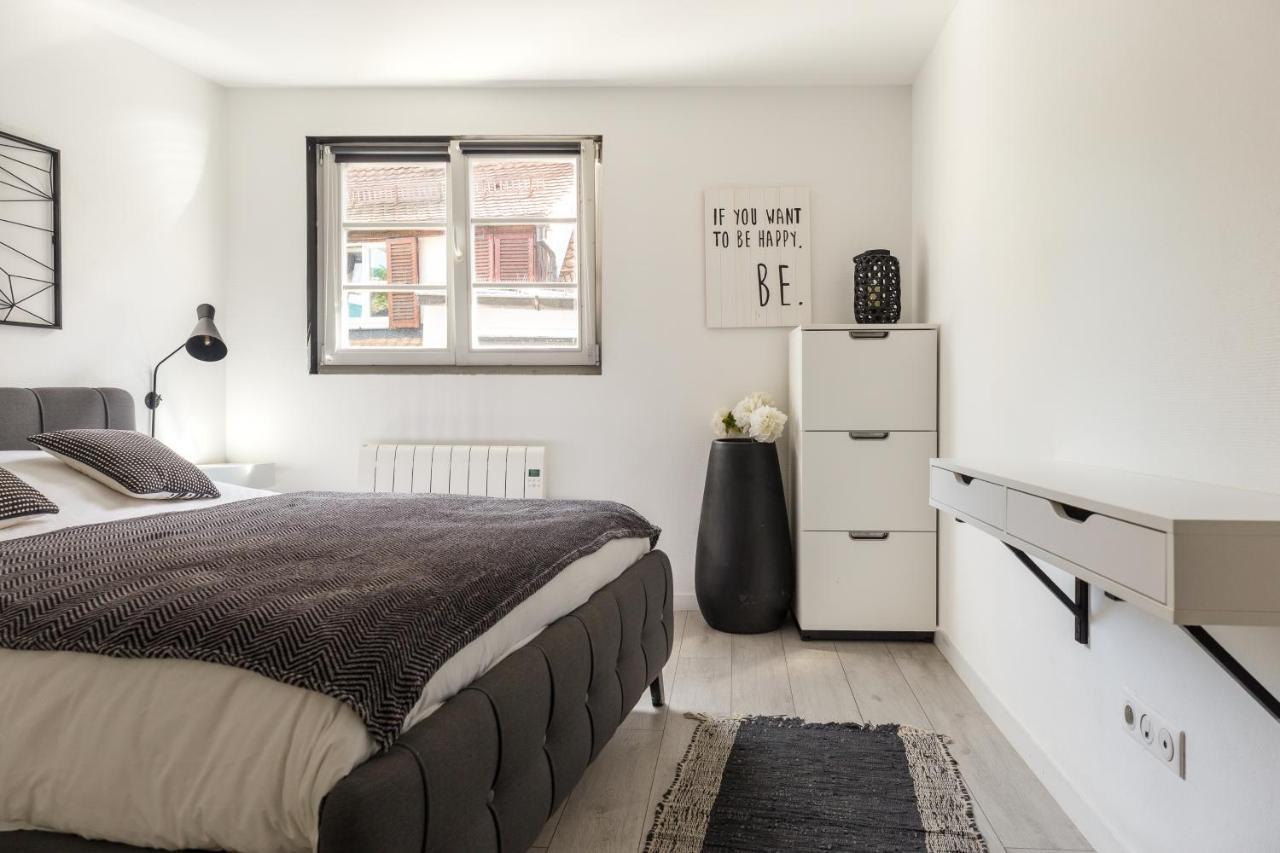 Appartements De La Pleiade Straatsburg Kamer foto