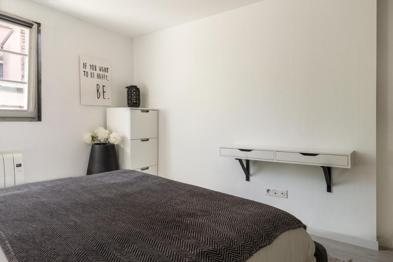 Appartements De La Pleiade Straatsburg Kamer foto