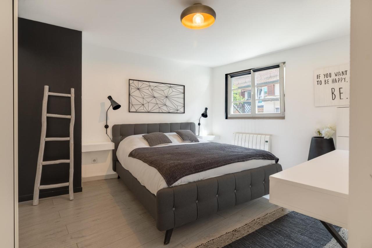 Appartements De La Pleiade Straatsburg Kamer foto